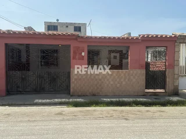 En venta casa en Calle Blanco Fombona