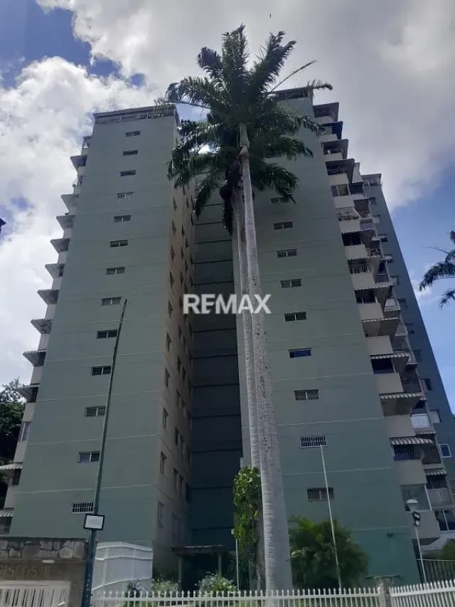 Venta Apartamento Terrazas Club Hípico 104 m2,3H,2B,1E,1M