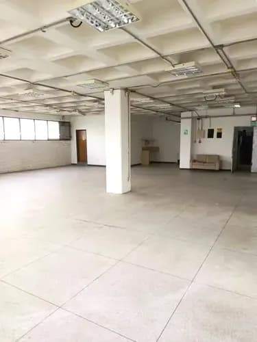 Se Alquila Oficina 220m2 En La Trinidad
