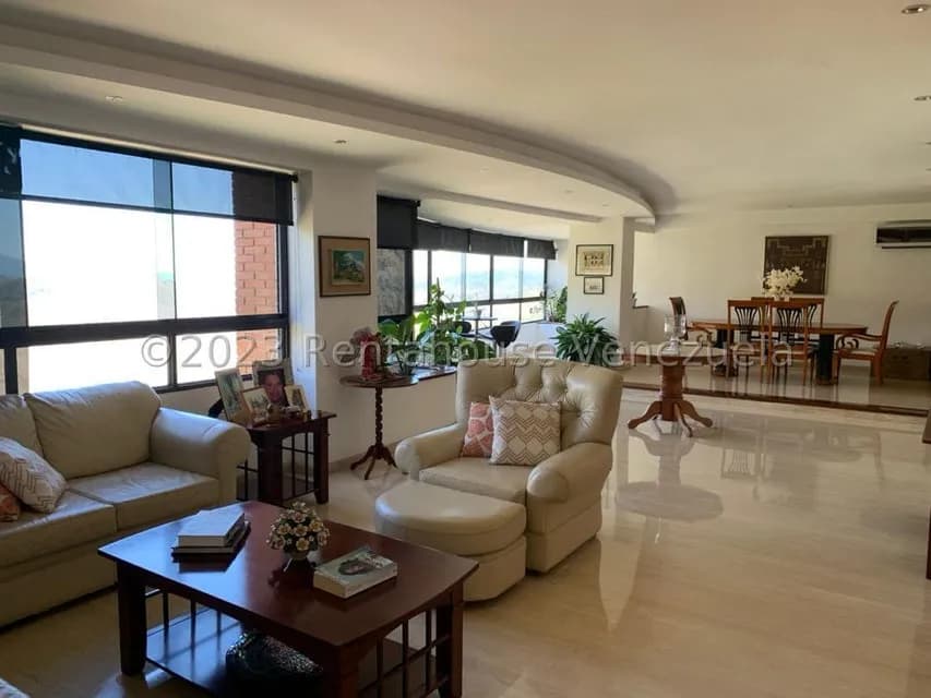 Apartamento (Duplex) en Venta en Miranda, Distrito Metropolitano