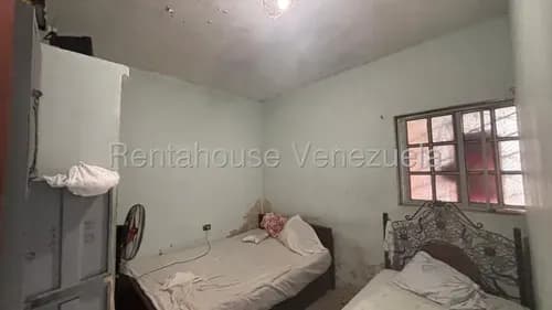 ¿buscas Espacio, Y Ubicación Estratégica? Casa En Venta Zona Oeste Barquisimeto Lara, Venezuela/ José López/ # Cod. 25-23984 $ 45000 5 D/ 2 B/ 365 M2