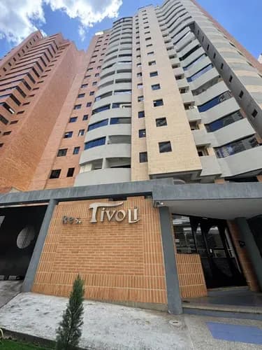 Dr Vende Exclusivo Penthouse De Lujo Residencias Tívoli Trigaleña Alta