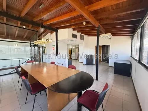 ¿buscas Una Oficina Versátil En Zona Estratégica? Esta Oficina En Alquiler En Boleita Sur Es Para Ti. Belkis 26-14467