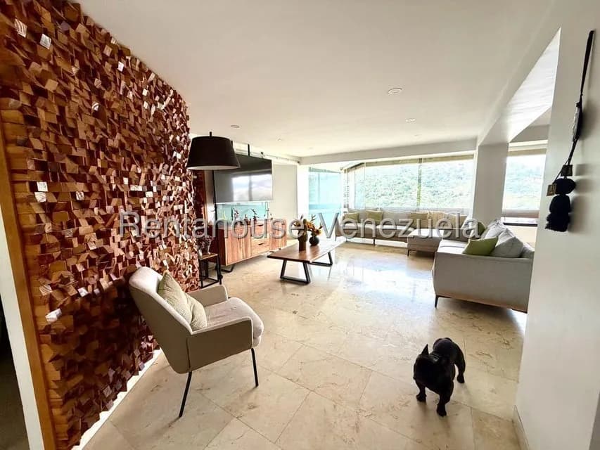 Apartamento (1 Nivel) en Venta en Las Esmeraldas, Distrito Metropolitano