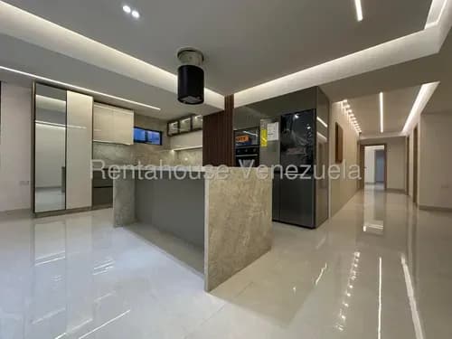 Elegante Apartamento De 164mts En Venta Urb La Soledad Resd La Fortaleza Maracay (planta Electrica)26-12842 Avel