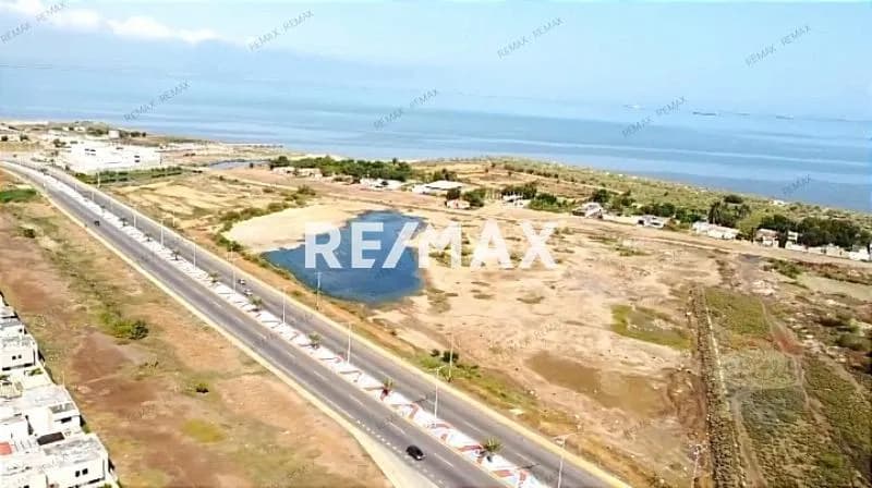 Terreno Prolongación Av Costanera, via al aeropuerto