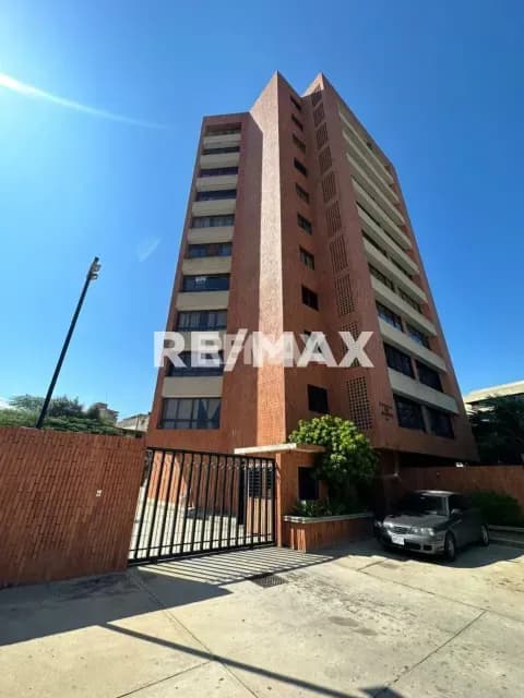 OFICINA EN VENTA EDIF. DON RAYMUNDO BANCO MARA