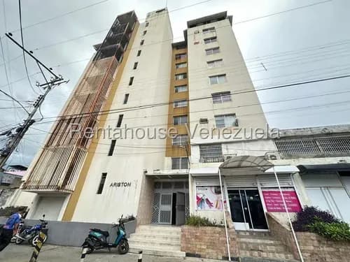 Oficina Comercial En Alquiler Ubicacion Ideal 69 Metros Estef 26-21308