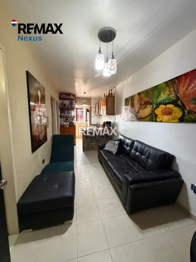 SE ALQUILA HERMOSO APARTAMENTO, UBICADO EN EL SECTOR LA PLATA