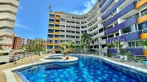 Ss: Vende Apartamento 25-9898 En Higuerote De 97 M2