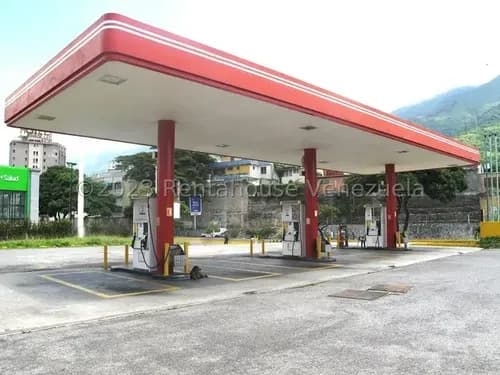 Estación De Gasolina En Amplio Terreno En Venta, Listo Para Operar En La Urbina, 2903m², 1b, Zonificación C-3, Area De Auto Lavado, Calle Publica, Mls #24-12307 Bm