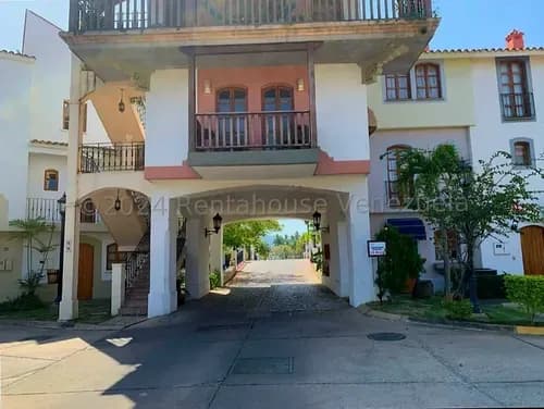 Apartamento En Venta Pueblo Viejo (isla Samos).lechería.yl