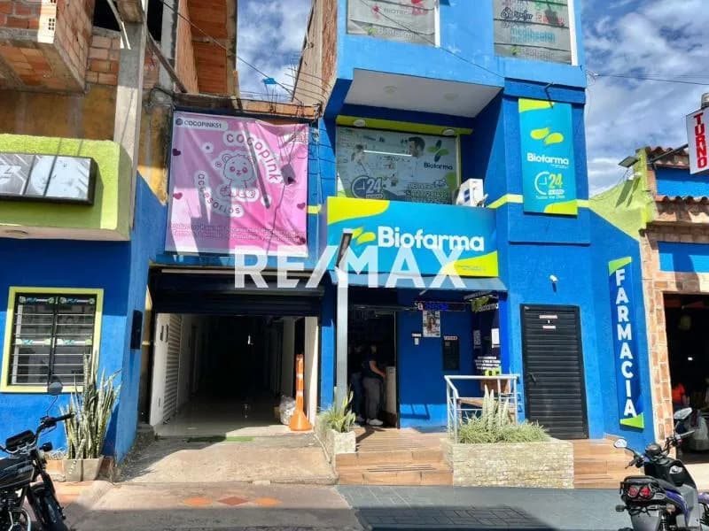 Local Comercial. San Juan de Colón