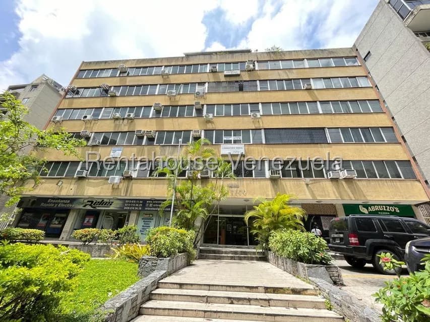 Comercial (Oficina) en Alquiler en Santa Fe Norte, Distrito Metropolitano