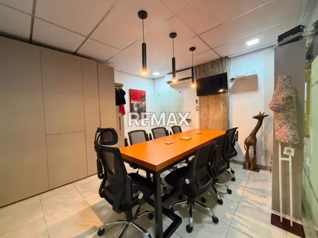 EN VENTA LOCAL COMERCIAL