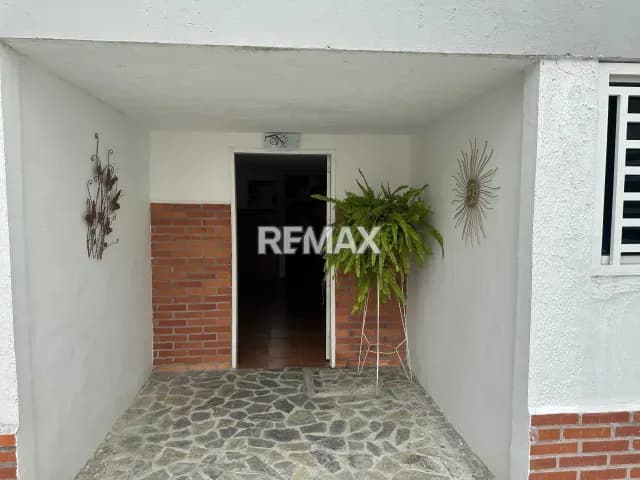 TU PRÓXIMO HOGAR EN ALQUILER TE ESPERA! Apartamento en el Conjunto residencial La Toscana Real, sobre la Av. Trino Melean.