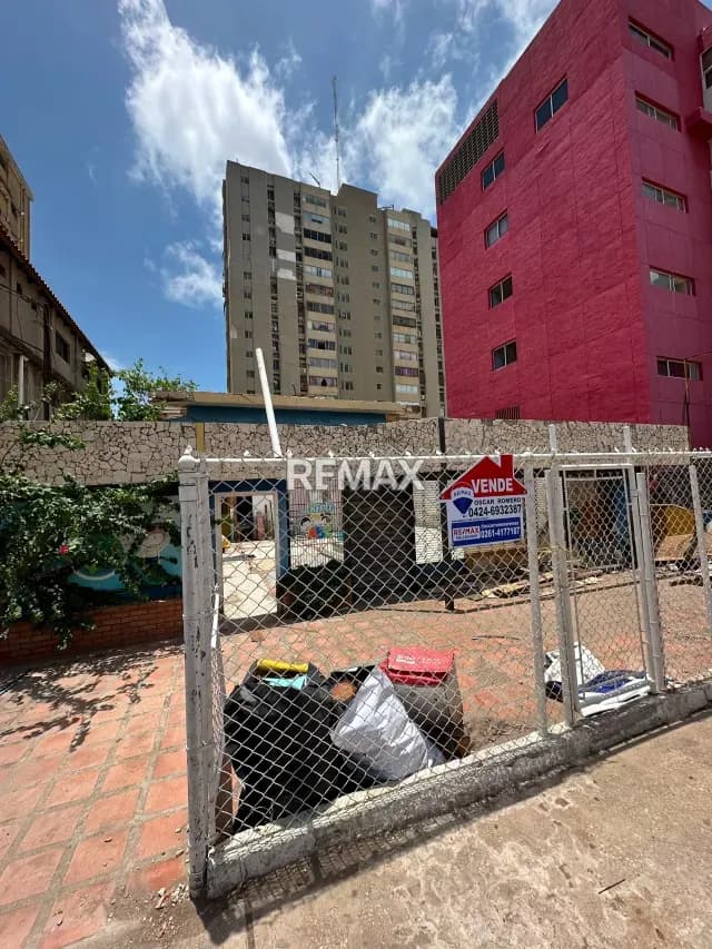 Terreno en Venta Av. 5 de julio