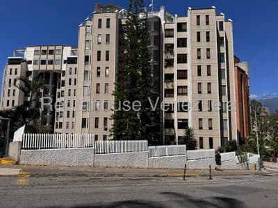 Apartamento en venta en Los Naranjos del Cafetal, Caracas, Distrito Metropolitano - $195k