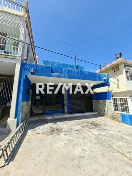 Local Comercial en Av. Falcón