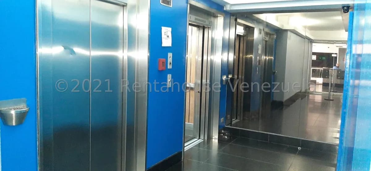 Comercial (Oficina) en Alquiler en El Marques, Distrito Metropolitano