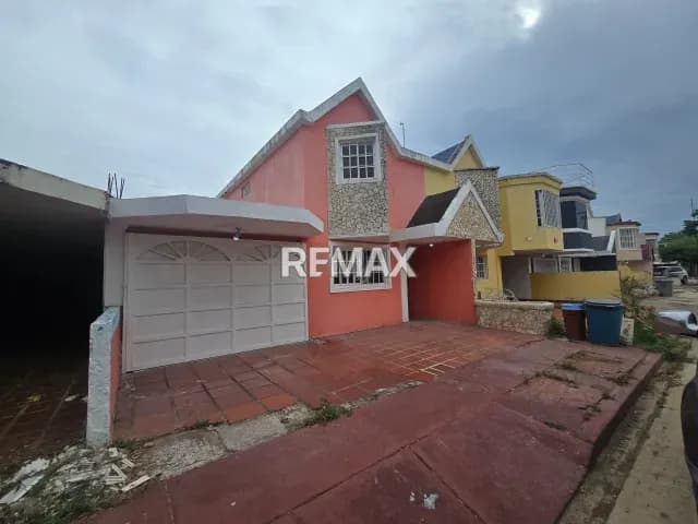 TOWN HOUSE EN VENTA EN TAMARE