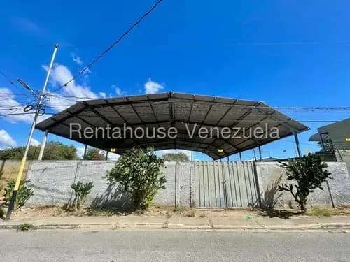 Héctor Malavé Alquila Amplio Galpón Comerial En Cabudare, Cód. 26-11565, Para Uso Comercial,