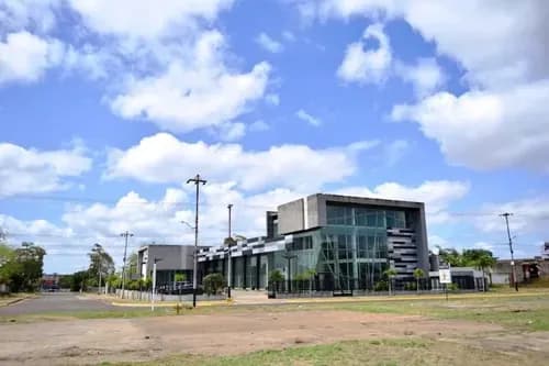 Centro Comercial Suata En Una Ubicacion Estrategica Calle Neveri Cruce Con Calle Suata , Frente Al Aeropuerto