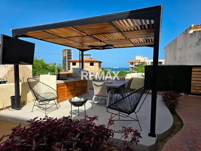 TOWNHOUSE MODERNO EN CONJUNTO RESIDENCIAL ARCHIPIELAGO VILLAS 2