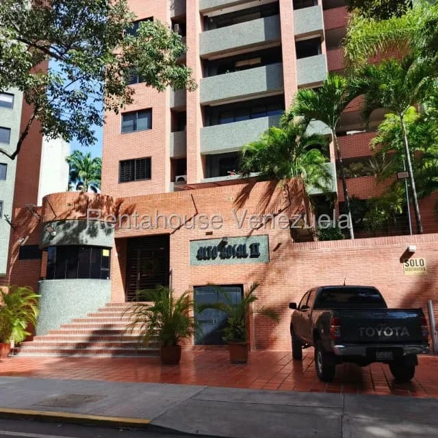 Apartamento (1 Nivel) en Alquiler en El Rosal, Distrito Metropolitano
