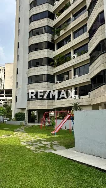 Se Vende Apartamento Res Villa Carmel Urb Los Mangos
