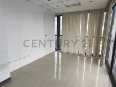 Hermosa Oficina Comercial