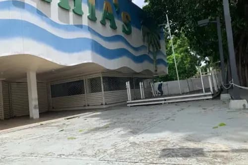 Terreno Comercial En Venta En Altamira | Área 1949m2 | Construcción 3 Plantas De 764m2 | Uso Comercial Y Residencial | Elevador De Carga | Amplio Estacionamiento | Ubicación Privilegiada (e&m)
