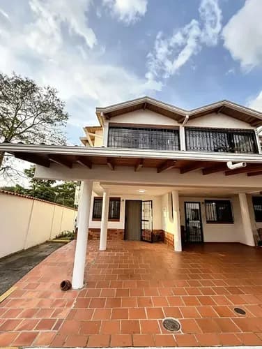 Casa En Venta | Las Acacias