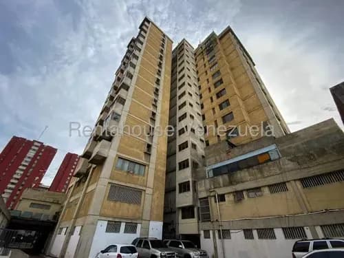 Lcda. Milagros Inmuebles Nazareth Apartamento En Alquiler En Barquisimeto Lara Zona Centro. Codigo Del Inmueble 26-9671 Economica Residencial Economico