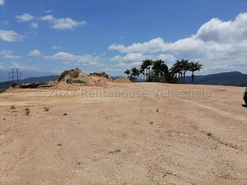 Terreno (Comercial) en Venta en Potrerito, Miranda