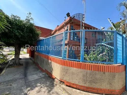 Propiedad Comercial En La Victoria Aragua 26-4351 Irrr