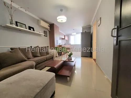 Raíza Suárez Alquila 2 6 1 9 4 7 0 Exclusivo Apartamento Totalmente Amoblado Y Equipado Con Planta Eléctrica, Acceso A Exclusiva Casa Club, Gimnasio, Piscina, Ciudad Roca Barquisimeto