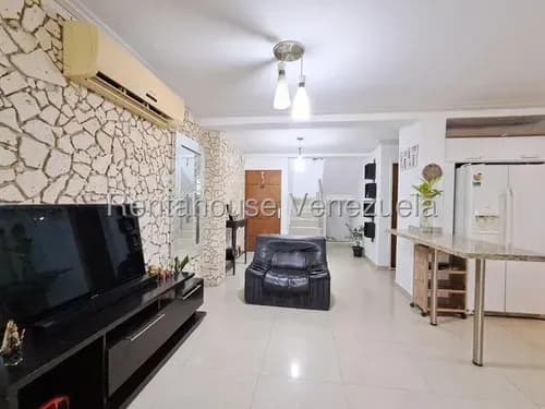 Daniela Linarez Vende Espectacular Casa Dúplex Con Hermosa Cocina Moderna, 4 Habitaciones, 3 Baños, Ubicada En Urbanización De 12 Casas, Los Rastrojos Cabudare
