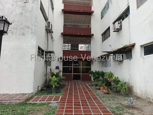 En Venta Acogedor Apartamento En Urbanización El Palmar De Cabudare Lara Rc