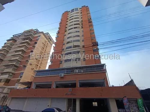 Moderno Penthouse En Edificio Nuevo En El Centro De Maracay Vive Con Los Comerciantes Mas Importantes De La Ciudad Estef 26-13938