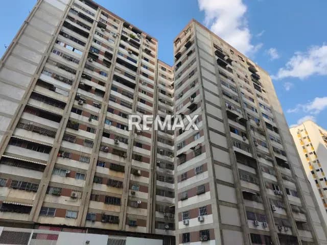LINDO APARTAMENTO EN VENTA EN LOS RUICES