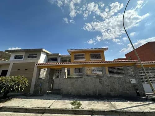 Fp 320519 Venta De Casa 2 Planta Calle Cerrada Trigal Norte Solo Clientes