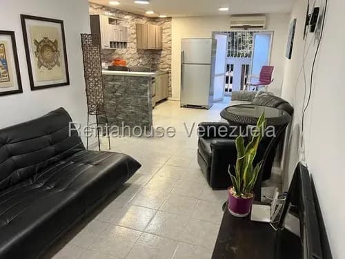 Apartamento Remodelado En Alquiler En Colinas De La California Las Clavellinas Caracas Amoblado