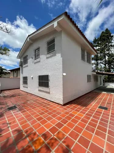 Espectacular Casa Venta Urb Parque Retiro.casa Dos Pisos En Venta Dirección:san Antonio De Los Altos Residencia:el Retiro Cerca De La Entrada Metros Cuadrados:4 San Antonio D Los Altos De Dos Pisos