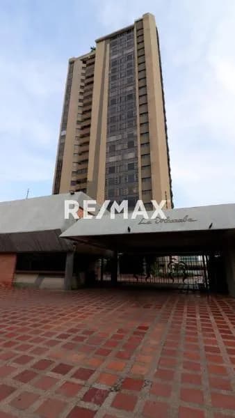 PENTHOUSE EDIF. RES. ALCAZABA