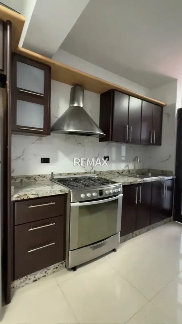 Apartamento EN ALQUILER Residencias Club House Zona Este