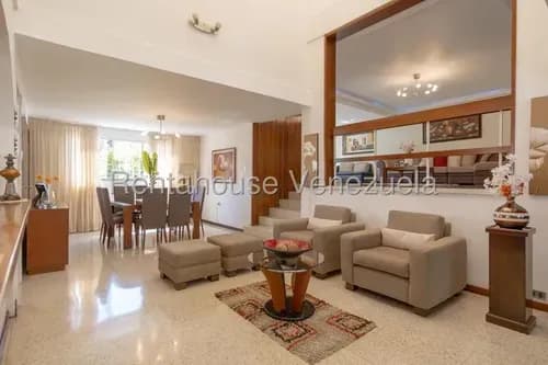 Casa Quinta El Marques Venta Actualizada Jardin Calle Cerrada Con Vigilancia