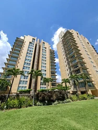 Apartamento En Alquiler En Campo Alegre De 104 Mt.