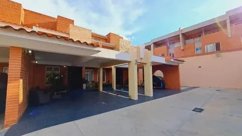Annic Coronado Vende Tonwhouse En Valles De Camoruco Planta 100% Y Pozo Cód. 315537