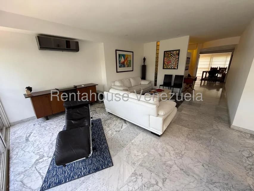 Apartamento (1 Nivel) en Alquiler en Altamira, Distrito Metropolitano